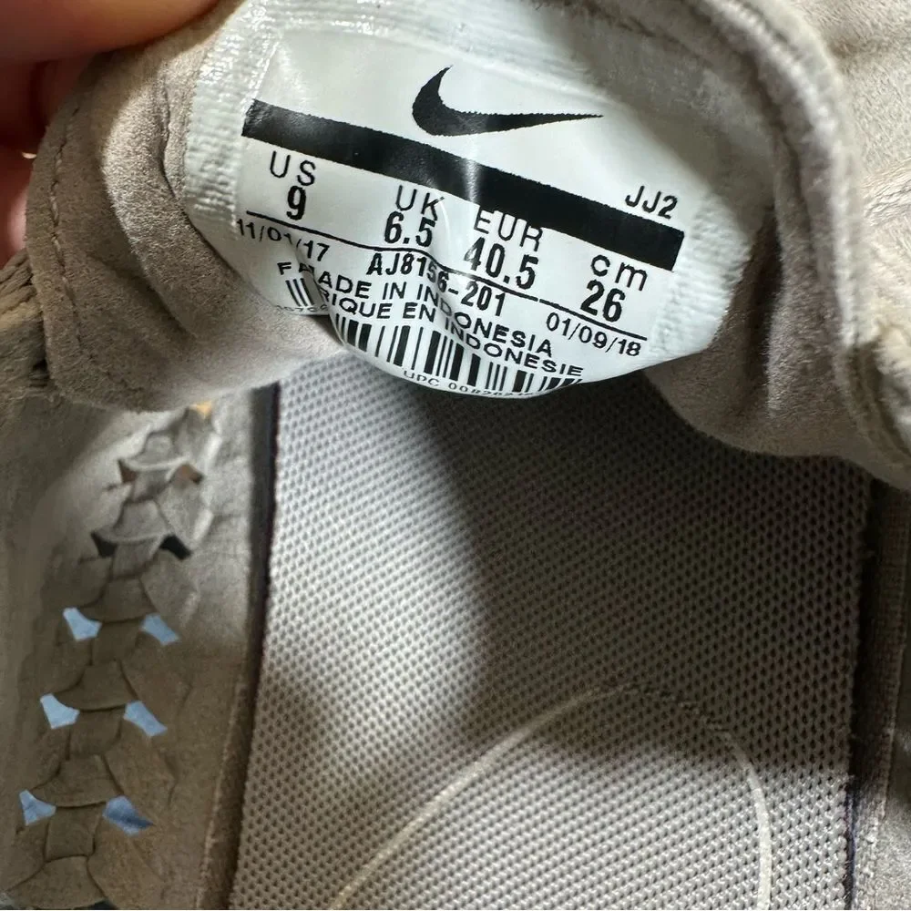 Nike Dualtone Racer Beige Woven Sneakers Women’s Size 9